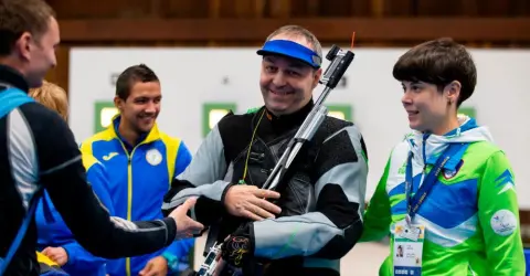 Bojan Križaj poleg pokojnine dobi še 1.879 evrov dodatka na mesec, pa sploh ni na vrhu lestvice: zakaj država to sploh izplačuje?