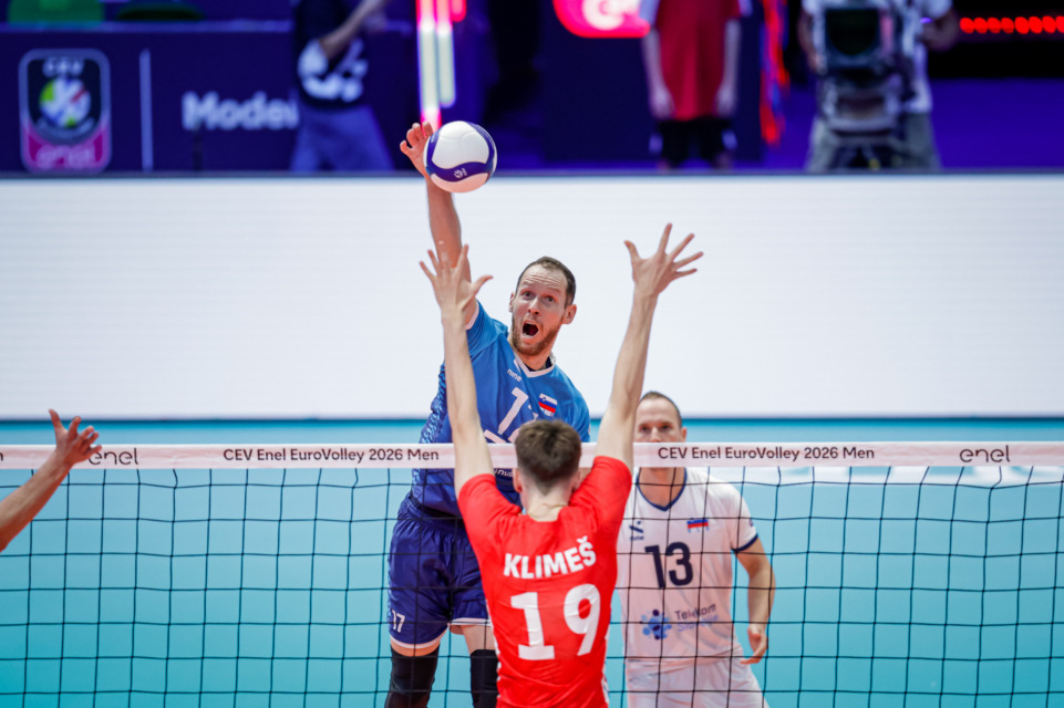 Slovenija se je rešila, kako resno je poškodovan kapetan Urnaut