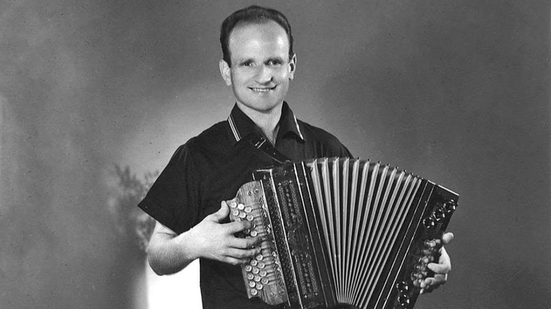 Danes mineva že 15 let, odkar nas je zapustil legendarni Lojze Slak