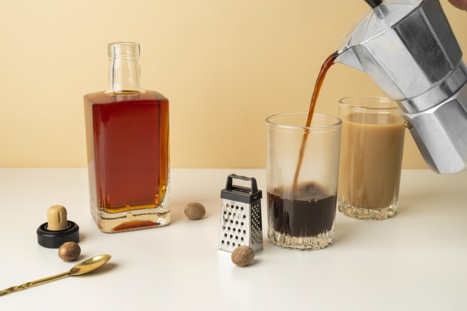 Kofein in alkohol, ki nikakor ne pomagati pri tem kako umiriti tesnobo