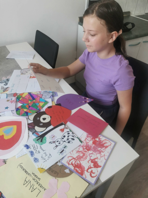 Mama 11-letne Lane obupano prosi za pomoč, zdaj se je odzvalo ministrstvo: poglejte, kaj so nam odgovorili