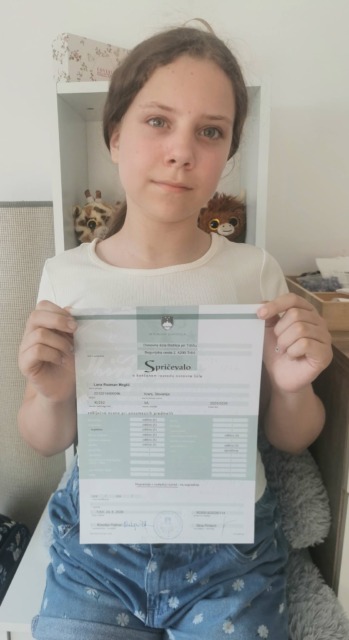 Mama 11-letne Lane obupano prosi za pomoč, zdaj se je odzvalo ministrstvo: poglejte, kaj so nam odgovorili