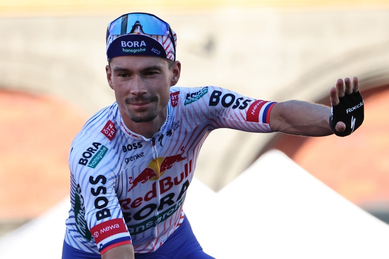 Primož Roglič odpeljal zadnjo dirko: poglejte, kako so se pri Red Bull-u poslovili od slovenskega šampiona (VIDEO)
