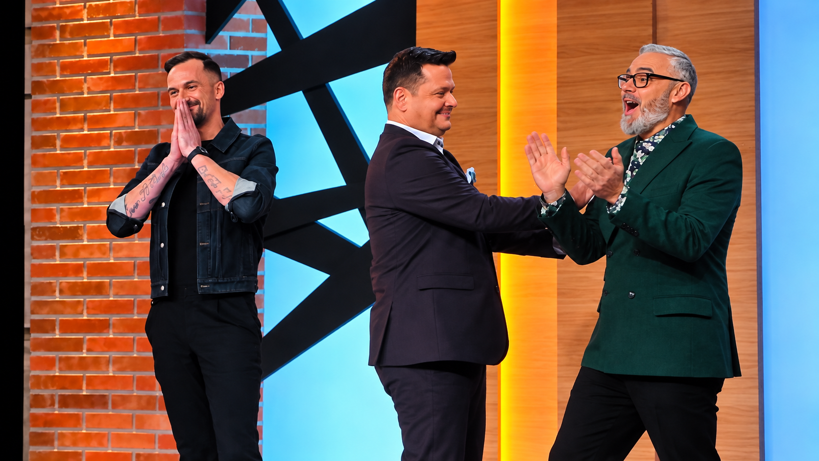 Veliko presenečenje v MasterChefu! Ena od tekmovalk razkrila čudovito skrivnost: »Ni nas 10, ampak 11!« (VIDEO)<div> </div>