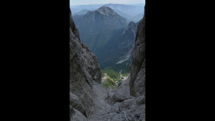 Veliki Nabojs je gora v Julijskih Alpah v italijanski deželi Furlanija-Julijska krajina.