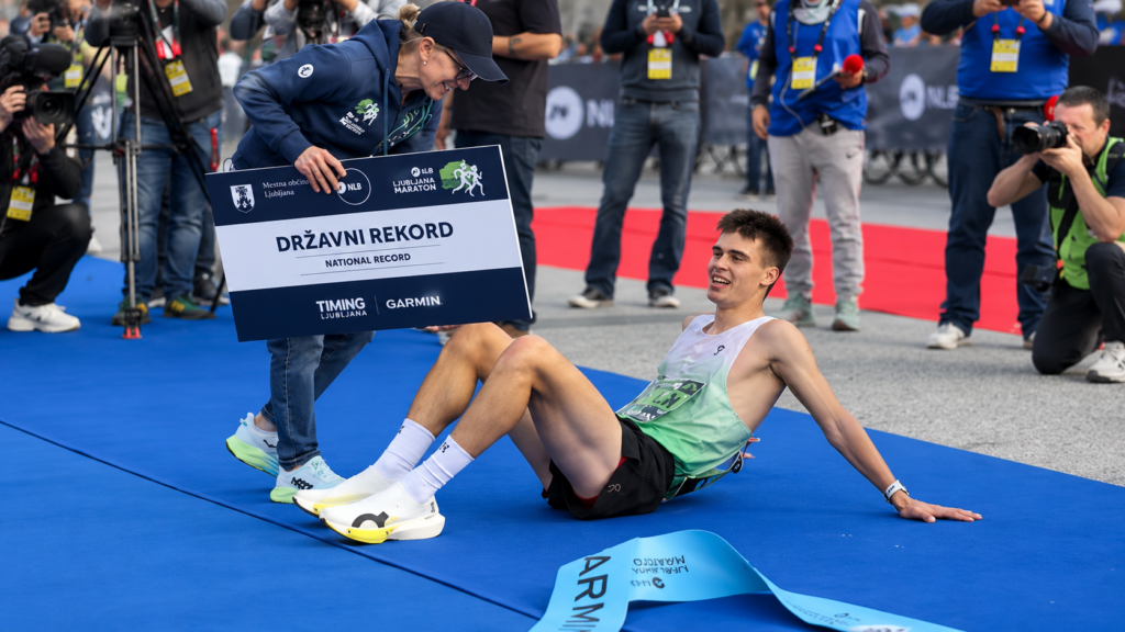 Slovenec navdušil na Ljubljanskem maratonu: padel nov državni rekord, slavila tudi Klara Lukan